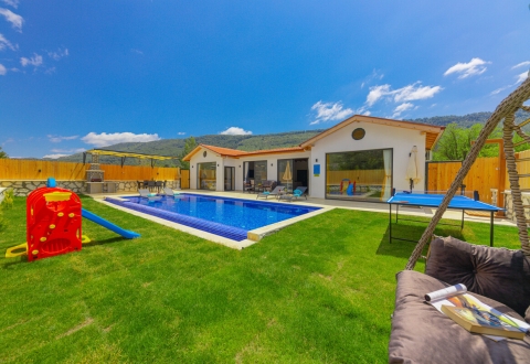 Kalkan’da Korunaklı Özel Havuzlu Balayı Villa - 2049