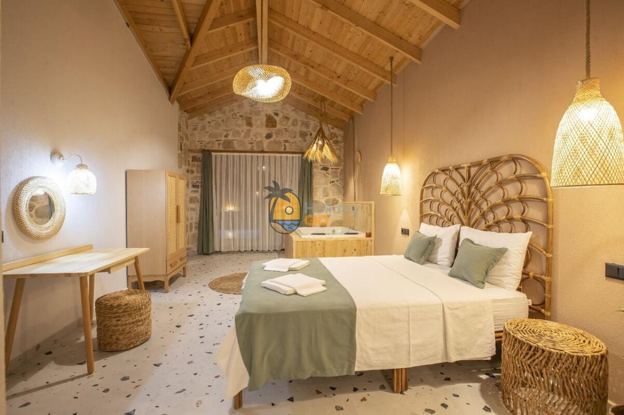 Kalkan Kiralık Villa - Jakuzili Saunalı Kiralık Villa - Kiralık Yazlıklar - Holiday Go